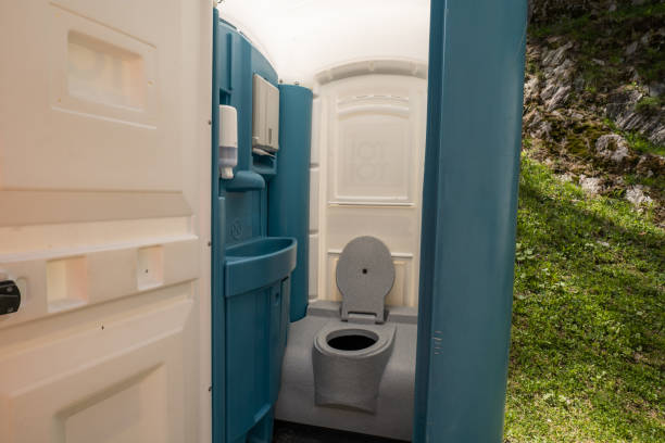 Portable Toilet Options We Offer in Sweetwater, TX